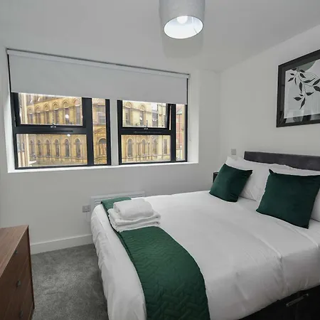 Modern 2 Bedroom In Bradford (West Yorkshire)