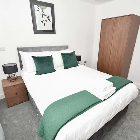 Modern 2 Bedroom In *
